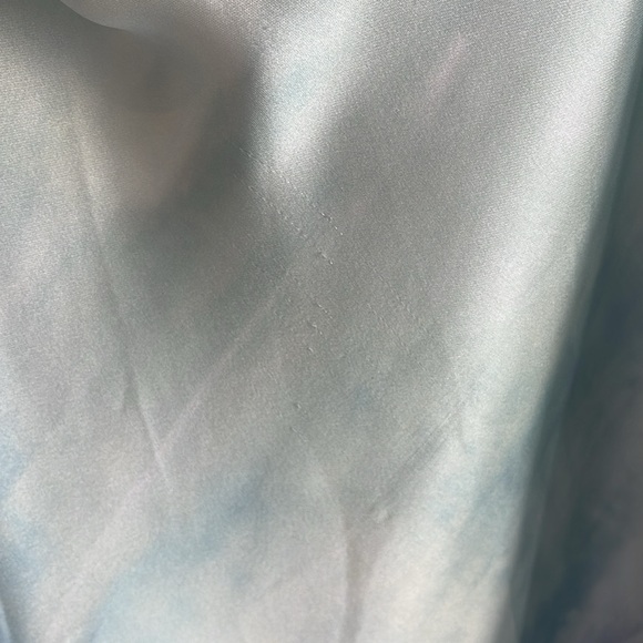 Elegant Zara Satin Green Tie-Dye Maxi Dress - Picture 13 of 13